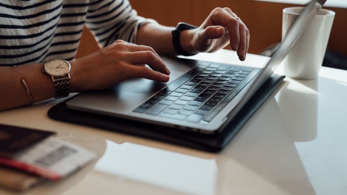 What Is a Productized Service? How to Package a Freelance Skill