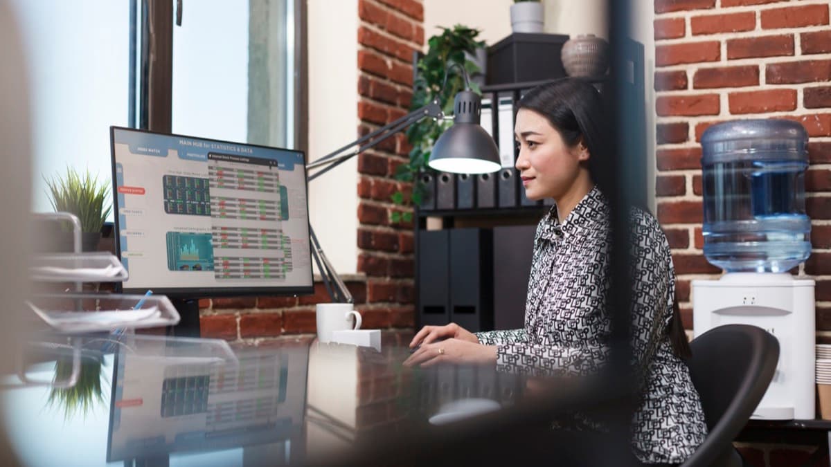 Is Meta Advantage+ Worth It? When to Trust the Algorithm With Your Budget