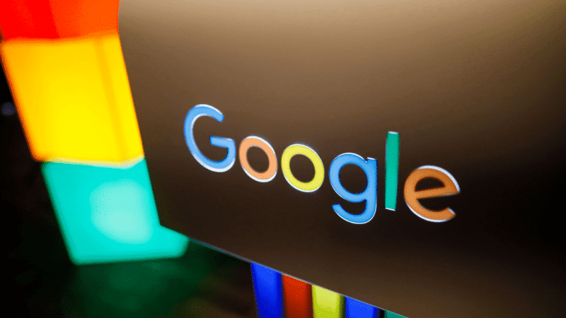 Google Ads API v24.2: Yapay Zeka Şeffaflığı ve Gelişmiş Güvenlik