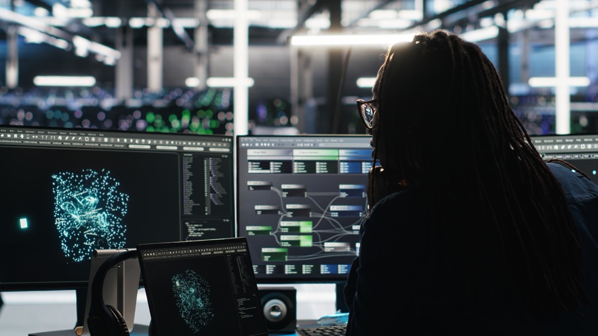 What Is an AI Agent? AI Agent vs Chatbot, Explained